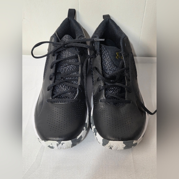Under Armour Lockdown 6 Mens Size 11 Black And White With Metallic Gold Logo - Picture 3 of 8
